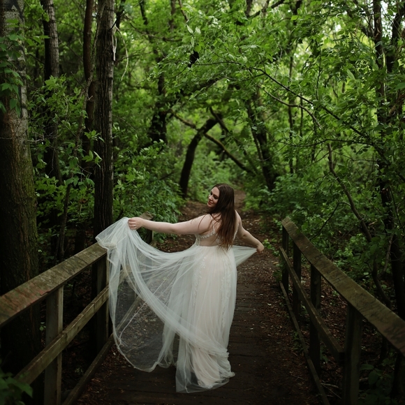 Wedding Dress - Picture 2 of 2